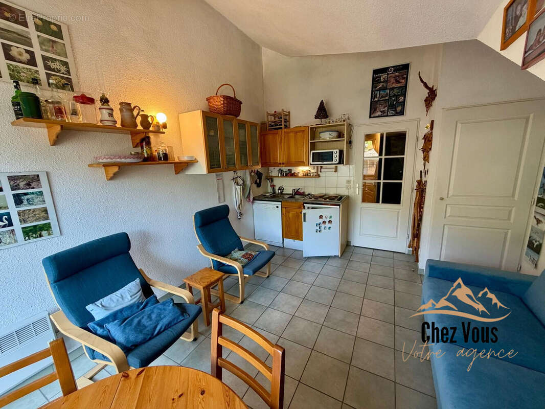 Appartement à LA SALLE-LES-ALPES