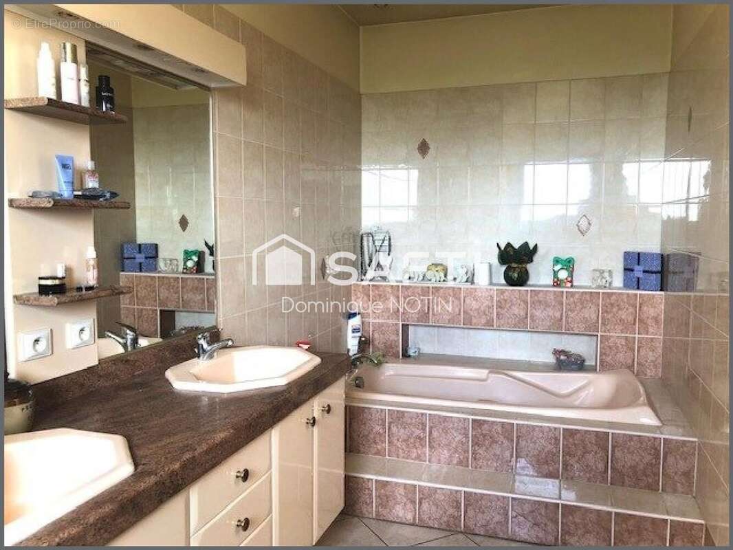 Photo 8 - Maison à CORCELLES-EN-BEAUJOLAIS