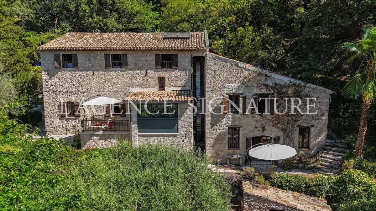 Maison à GATTIERES