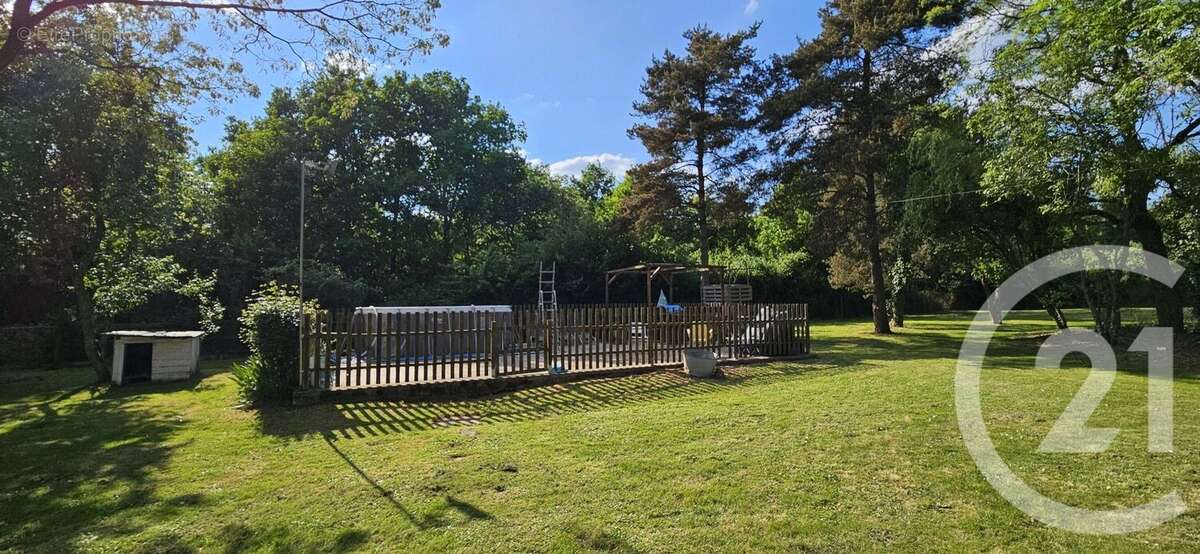 Maison à SAINT-MAUR-SUR-LE-LOIR