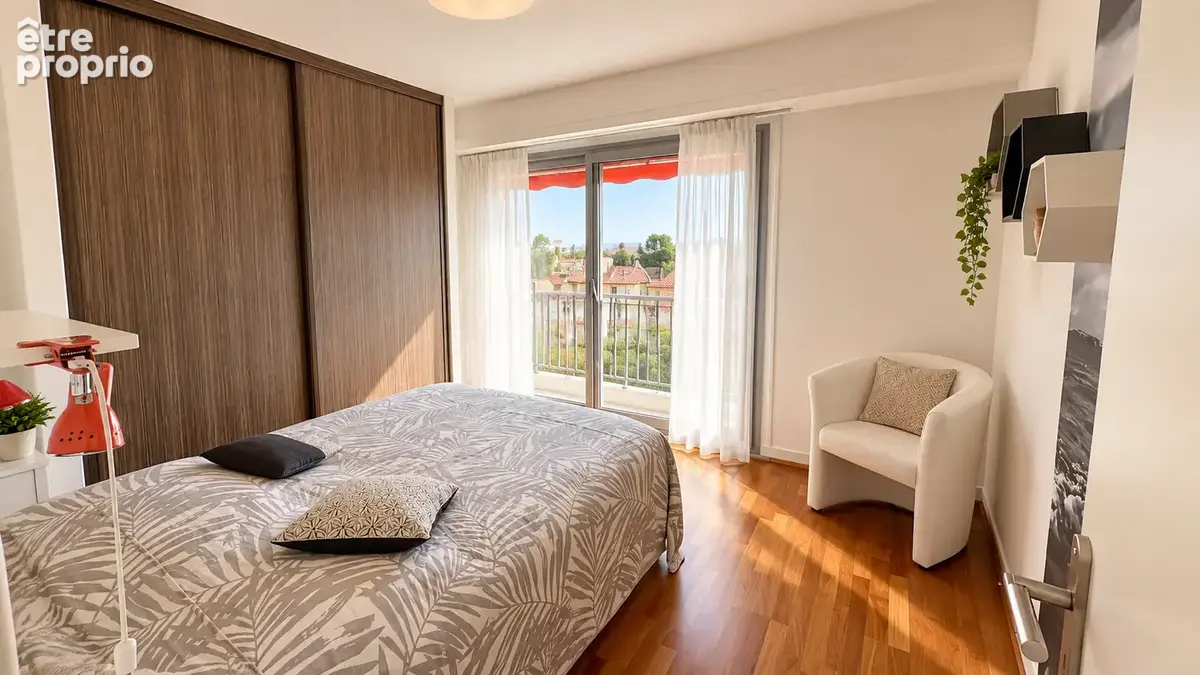 CHAMBRE 1