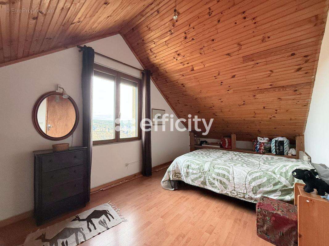 Maison à LE MASSEGROS