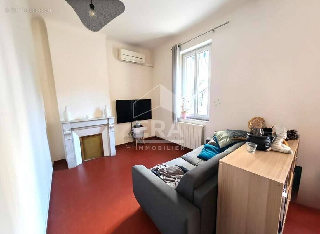Appartement à MARSEILLE-5E