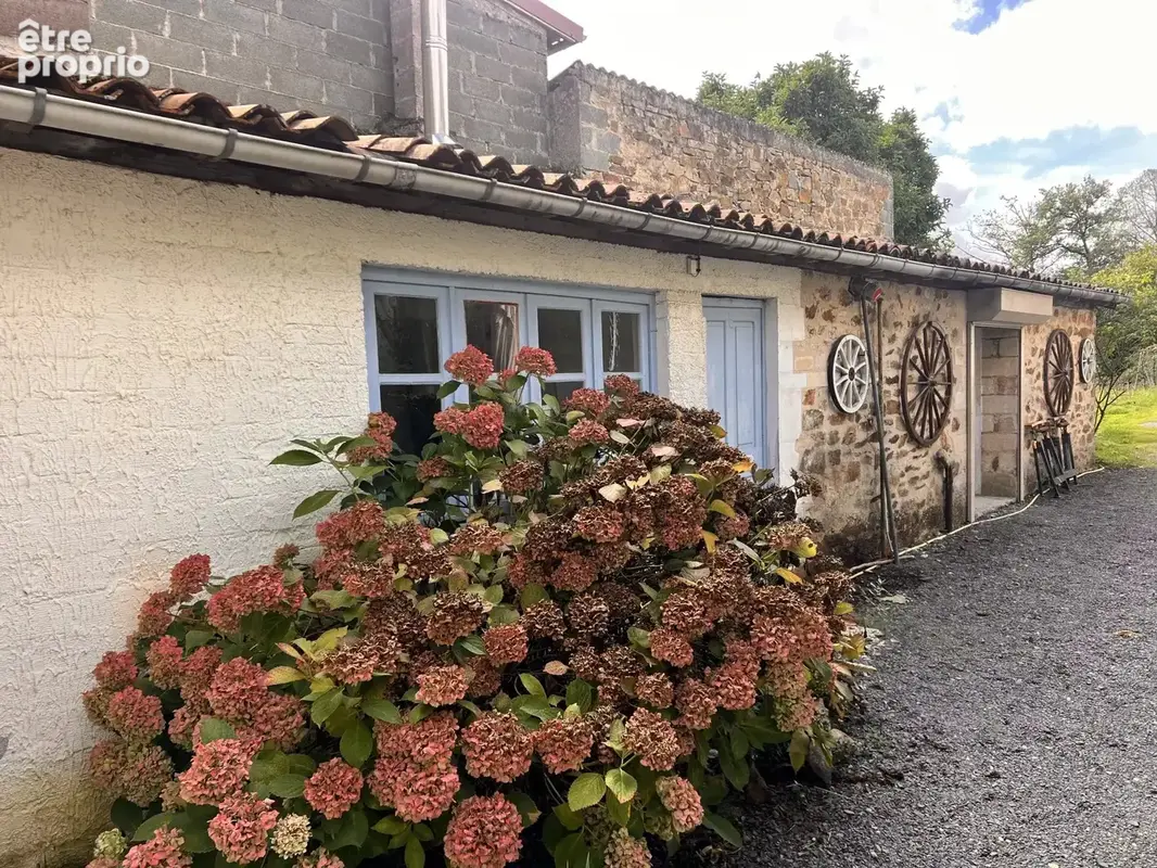 Maison 7 pièces 150 m² à vendre à La Coquille (24450) - photo 2