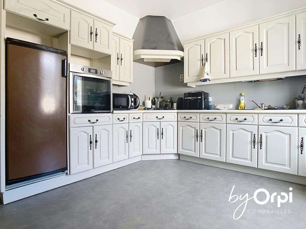 Appartement à SAINT-GERVAIS-D'AUVERGNE