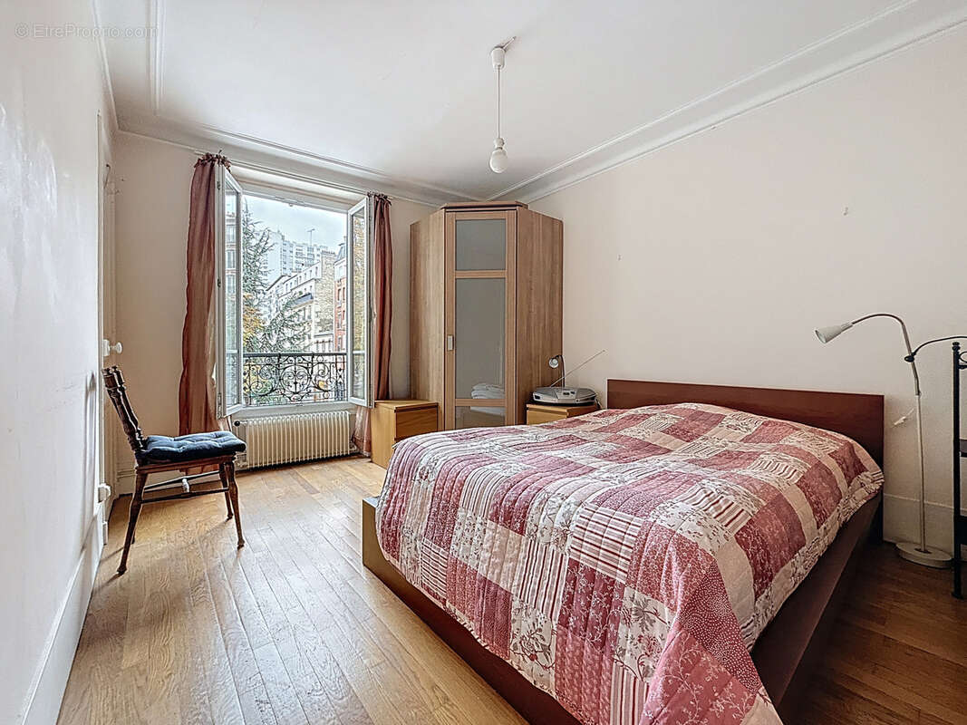 Appartement à PARIS-20E