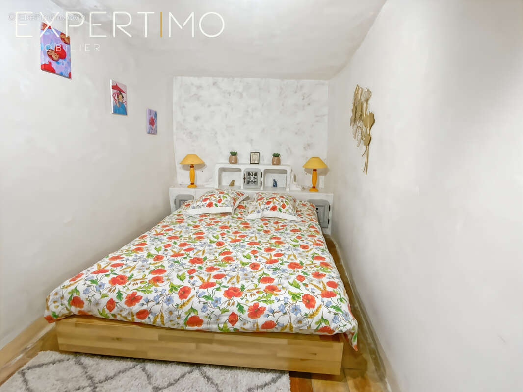 Maison à SAINT-MARTIN-DE-CASTILLON