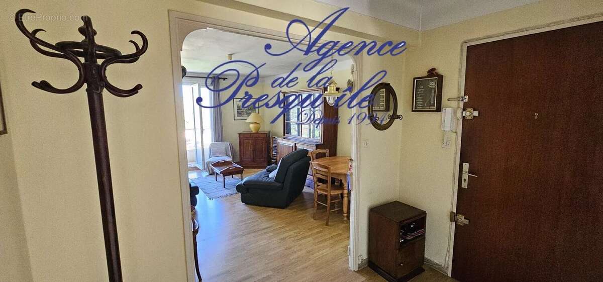 Appartement à HYERES