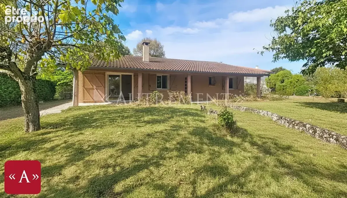Photo Maison à Saint-Sulpice au prix de 215 000€