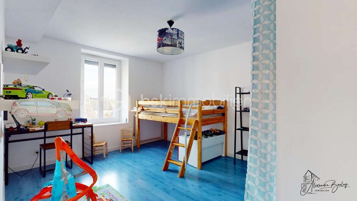 Maison à BAZOCHES-LES-GALLERANDES