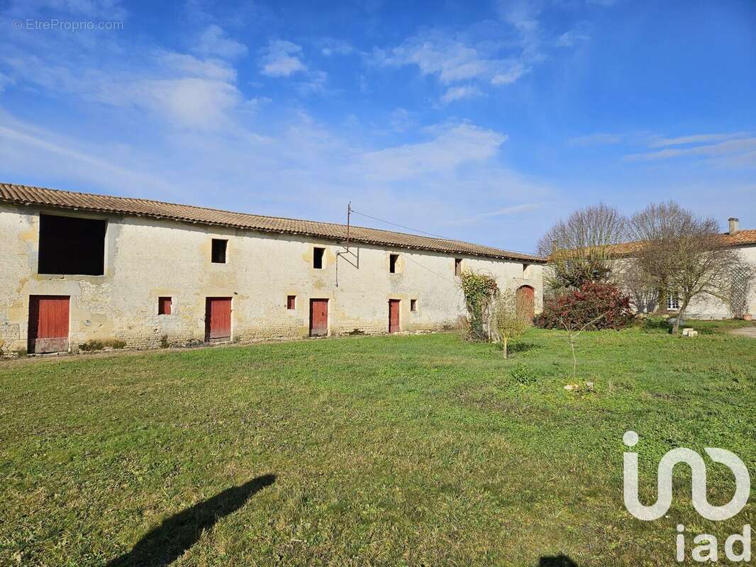 Maison 301 m² à Marigny  - photo 5