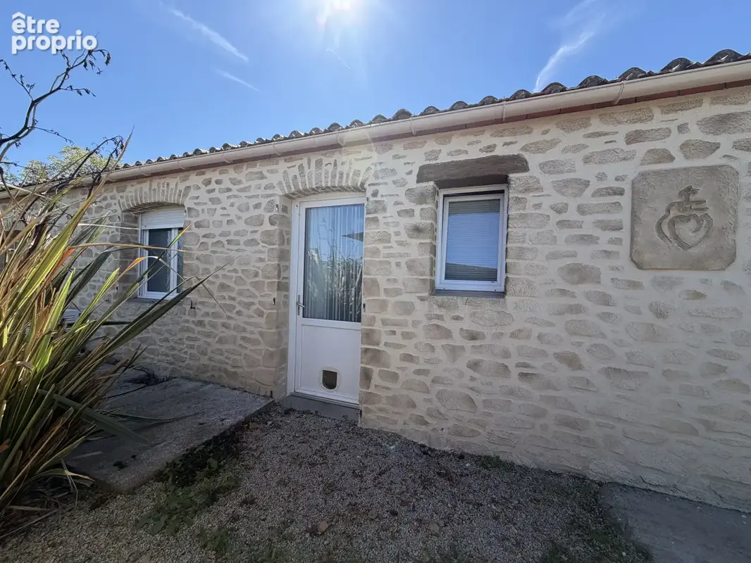 Entre AIZENAY et CHALLANS, longère rénovée,4 chambres sur 16 000 m2 de terrain - photo 20