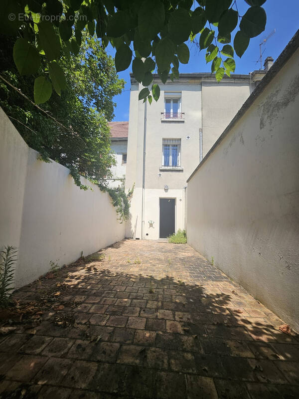 Maison à VILLIERS-LE-BEL