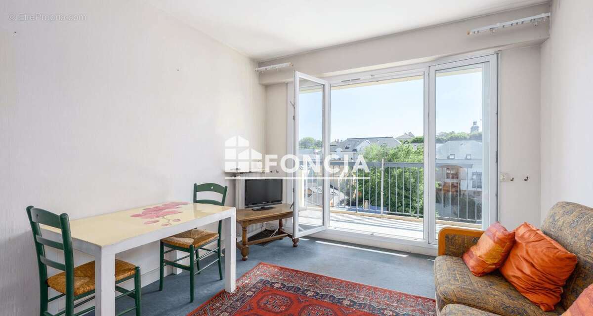 Appartement à LE PLESSIS-ROBINSON