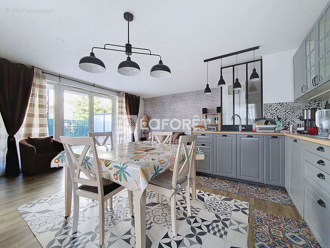 Appartement à CHATILLON