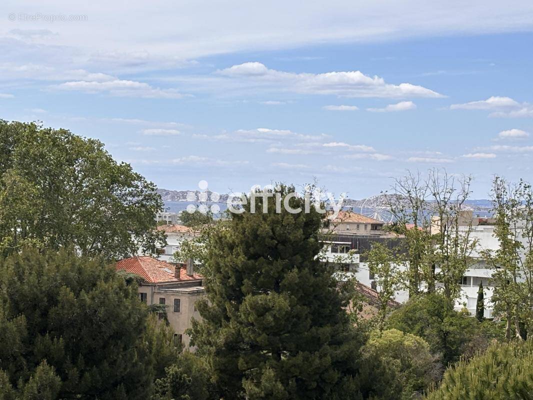 Appartement à MARSEILLE-9E
