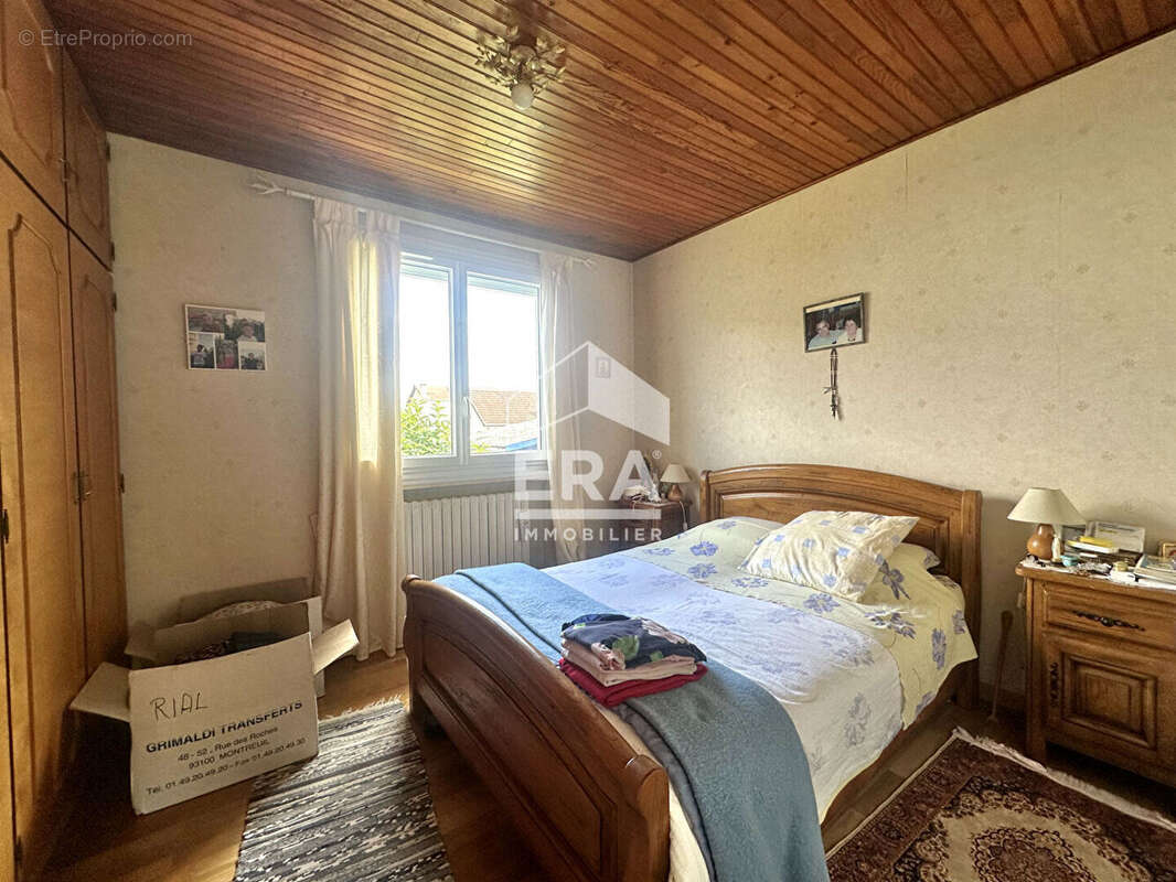 Maison à SARTROUVILLE