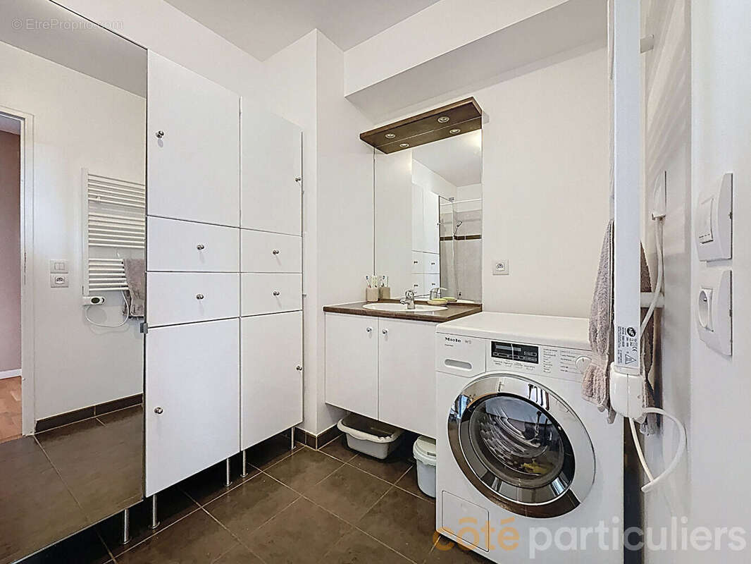 Appartement à ISSY-LES-MOULINEAUX