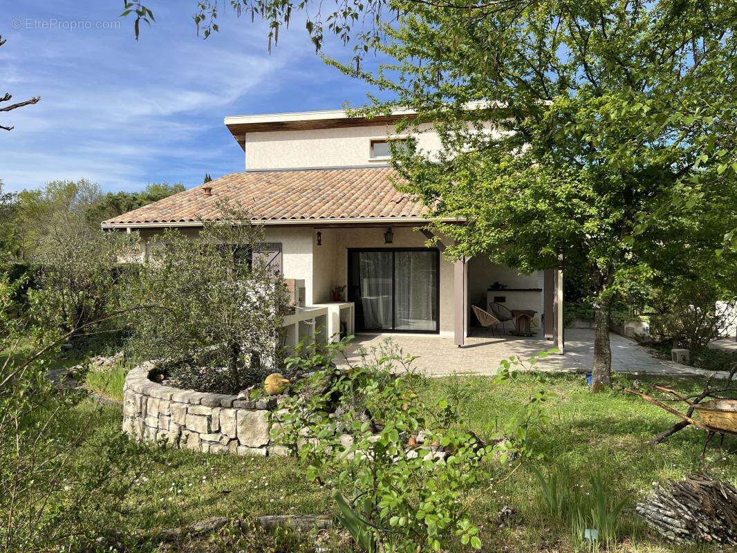 Maison à LE PIAN-MEDOC