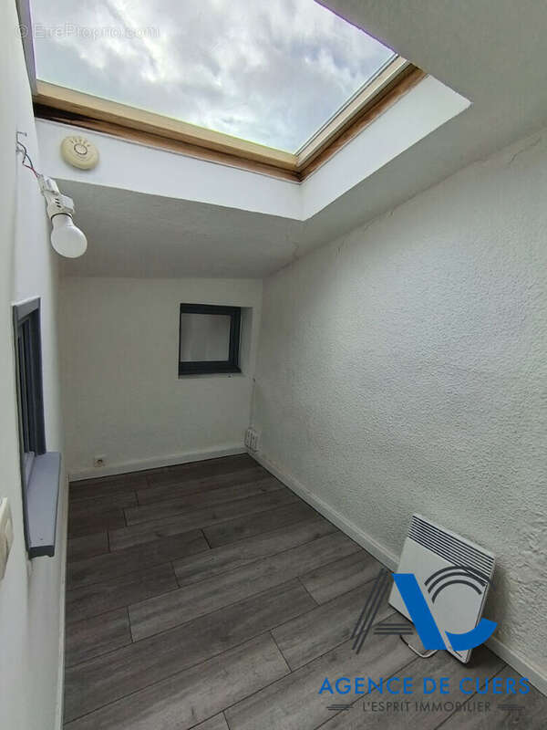 Appartement à CUERS