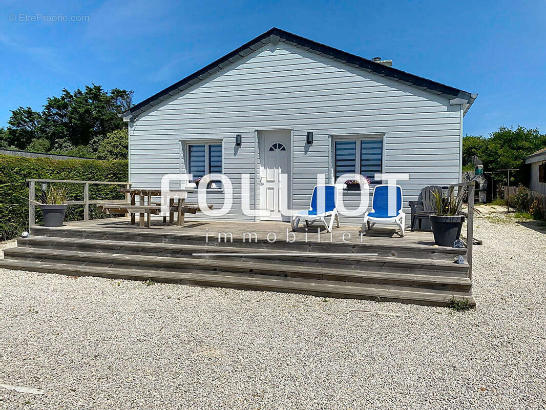 Maison à SAINTE-MARIE-DU-MONT