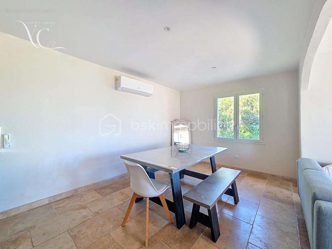 Maison à SAINT-SATURNIN-LES-APT