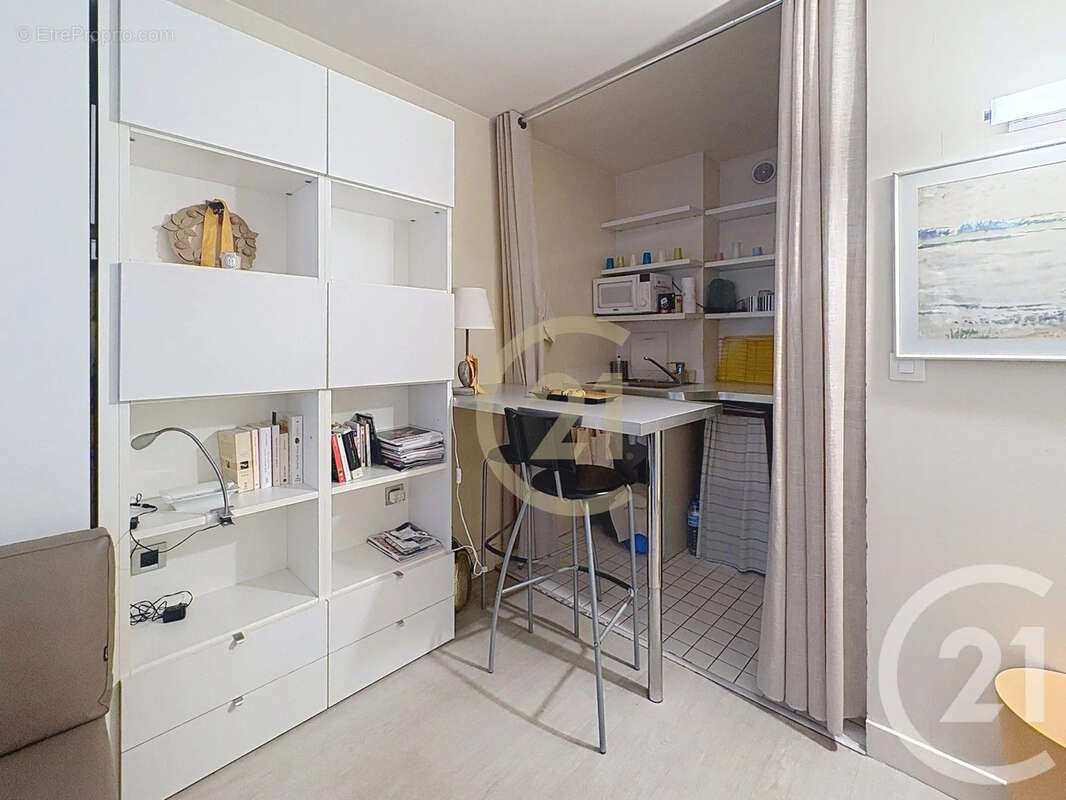 Appartement à PARIS-12E