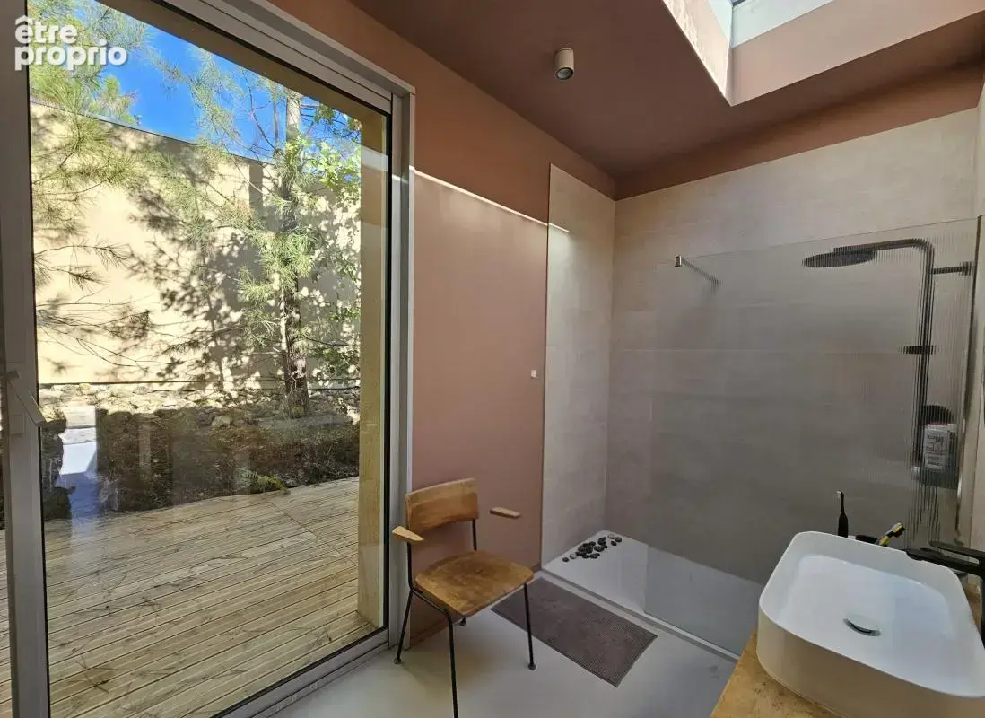 Villa bioclimatique d’exception (dpe a) – 160 m² de plain-pied – architecture naturelle - photo 11