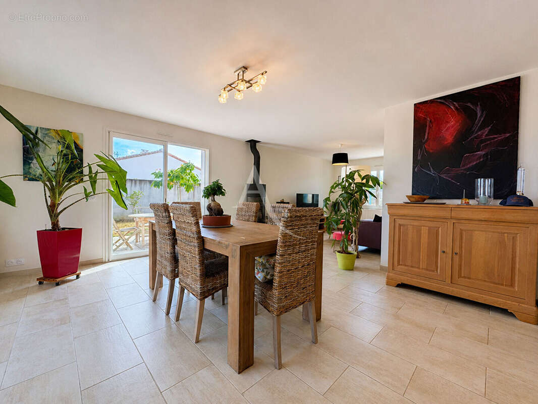 Maison Proche Saint Gilles 3 chambres - photo 2