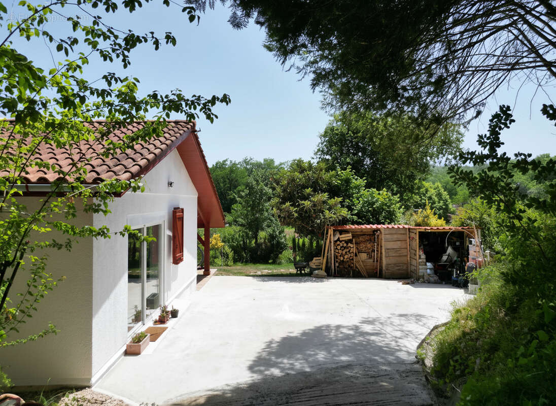 Maison à HALSOU