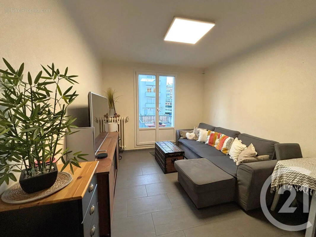 Appartement à LE CANNET