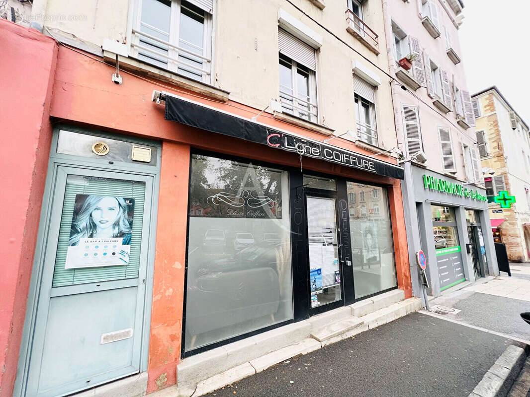 A VENDRE - Local commercial 46 m² - Centre ville MÂCON - photo 2