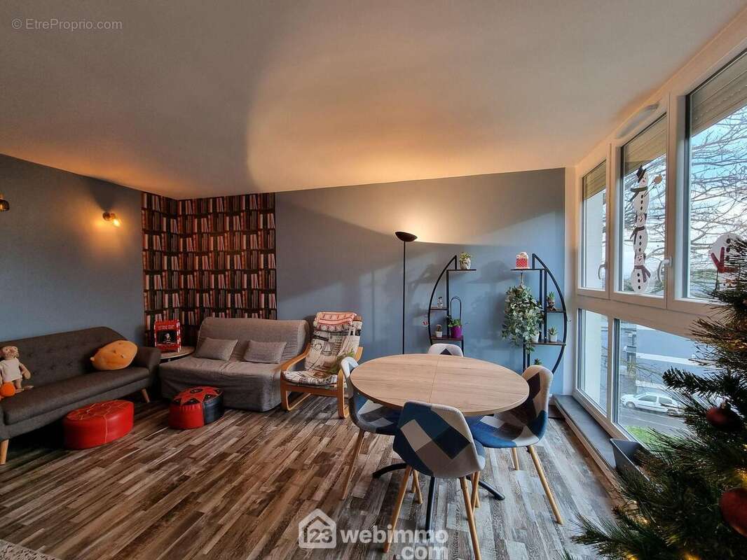 Appartement à VILLENEUVE-LE-ROI