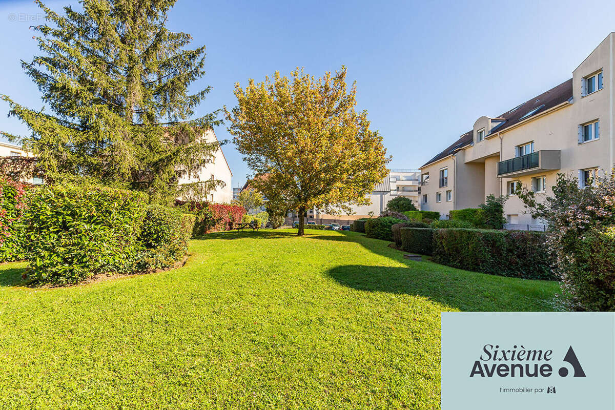 Appartement à CHILLY-MAZARIN