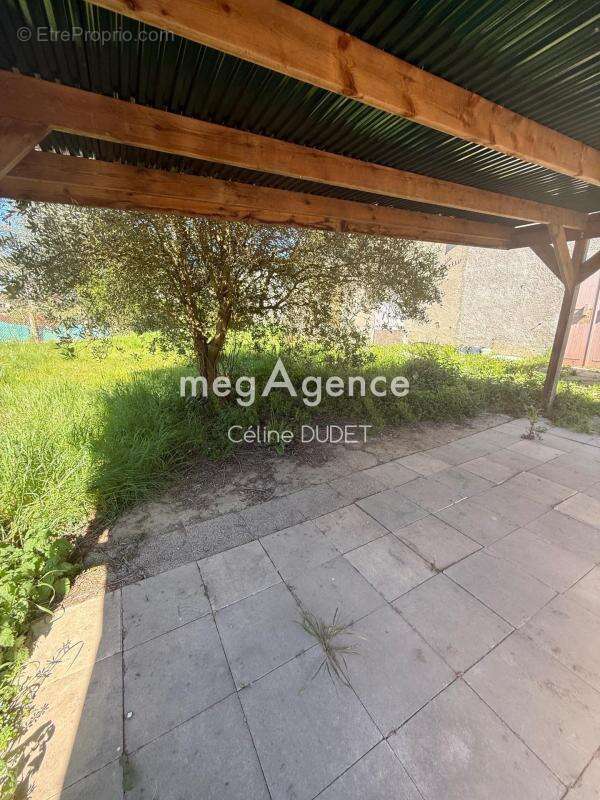 Maison à SAINT-DIDIER-SUR-CHALARONNE