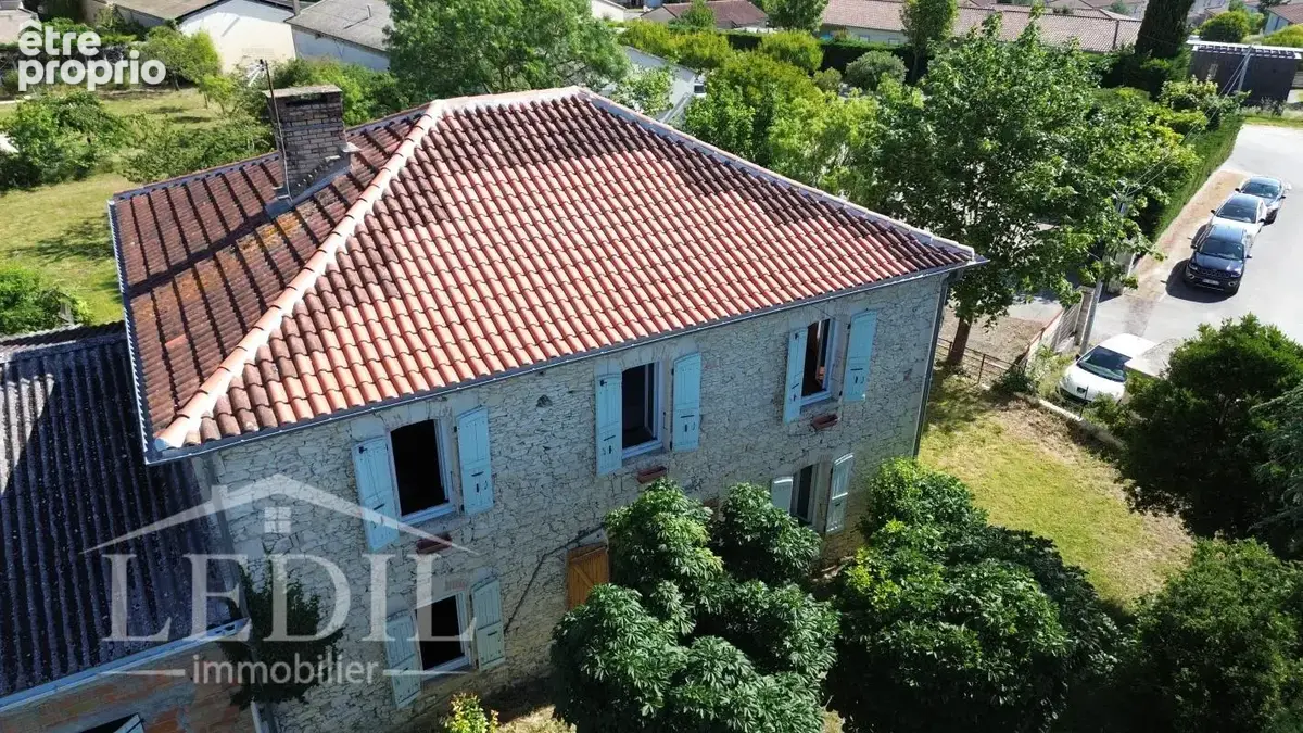 Maison à MAUVEZIN