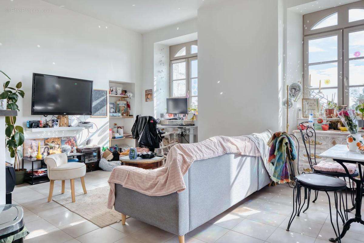 Appartement à CANTELEU