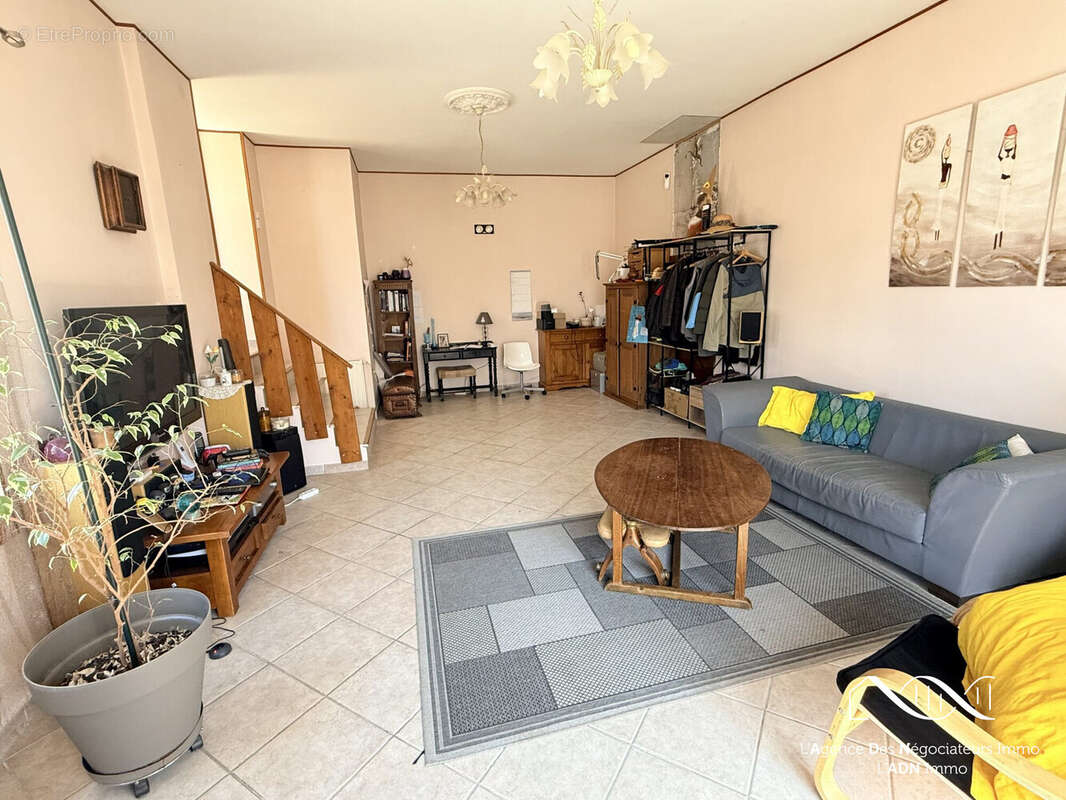 Maison à FAY-AUX-LOGES