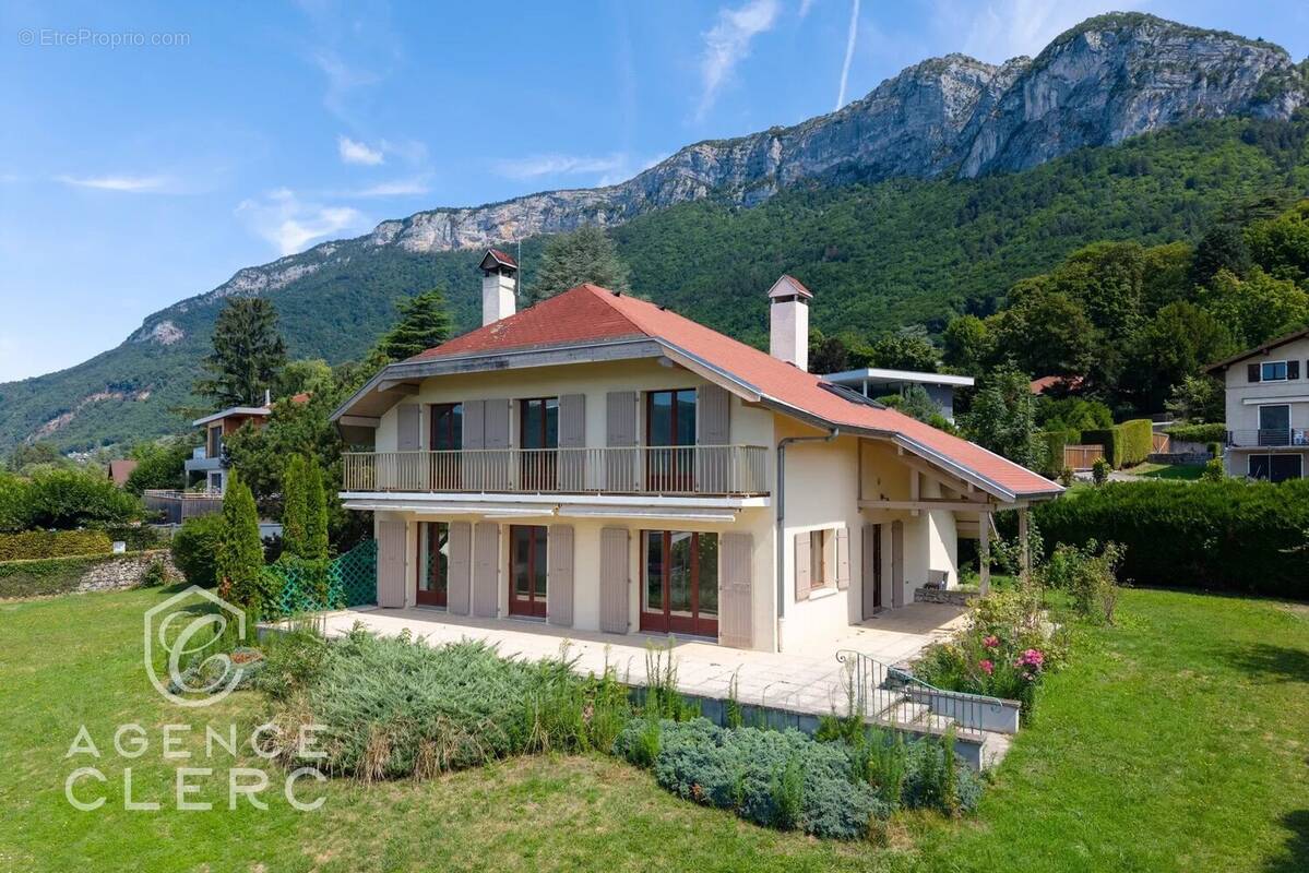 Maison à VEYRIER-DU-LAC