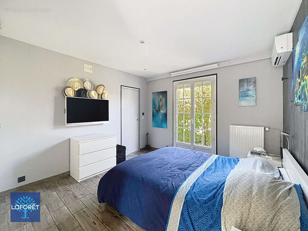 Maison à CORBEIL-ESSONNES