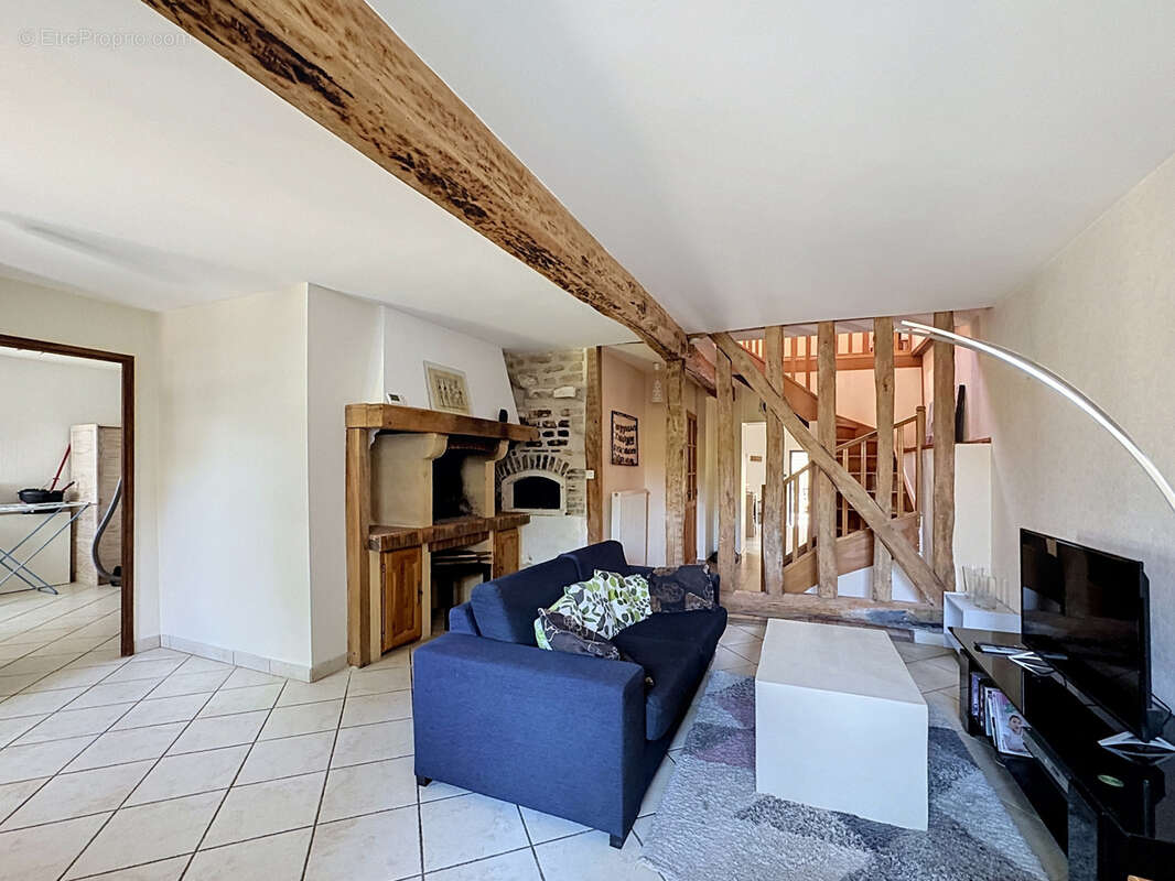 Maison à BREVIANDES
