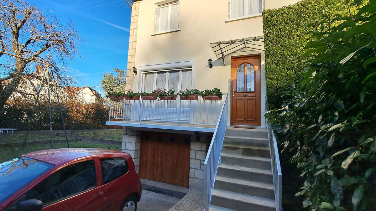 Maison à PRECY-SUR-OISE