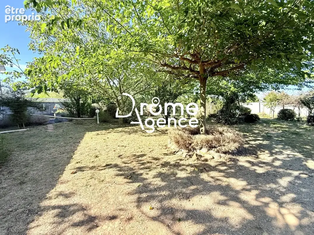 Maison 7 pièces 270 m² à vendre à Valence (26000) - photo 3