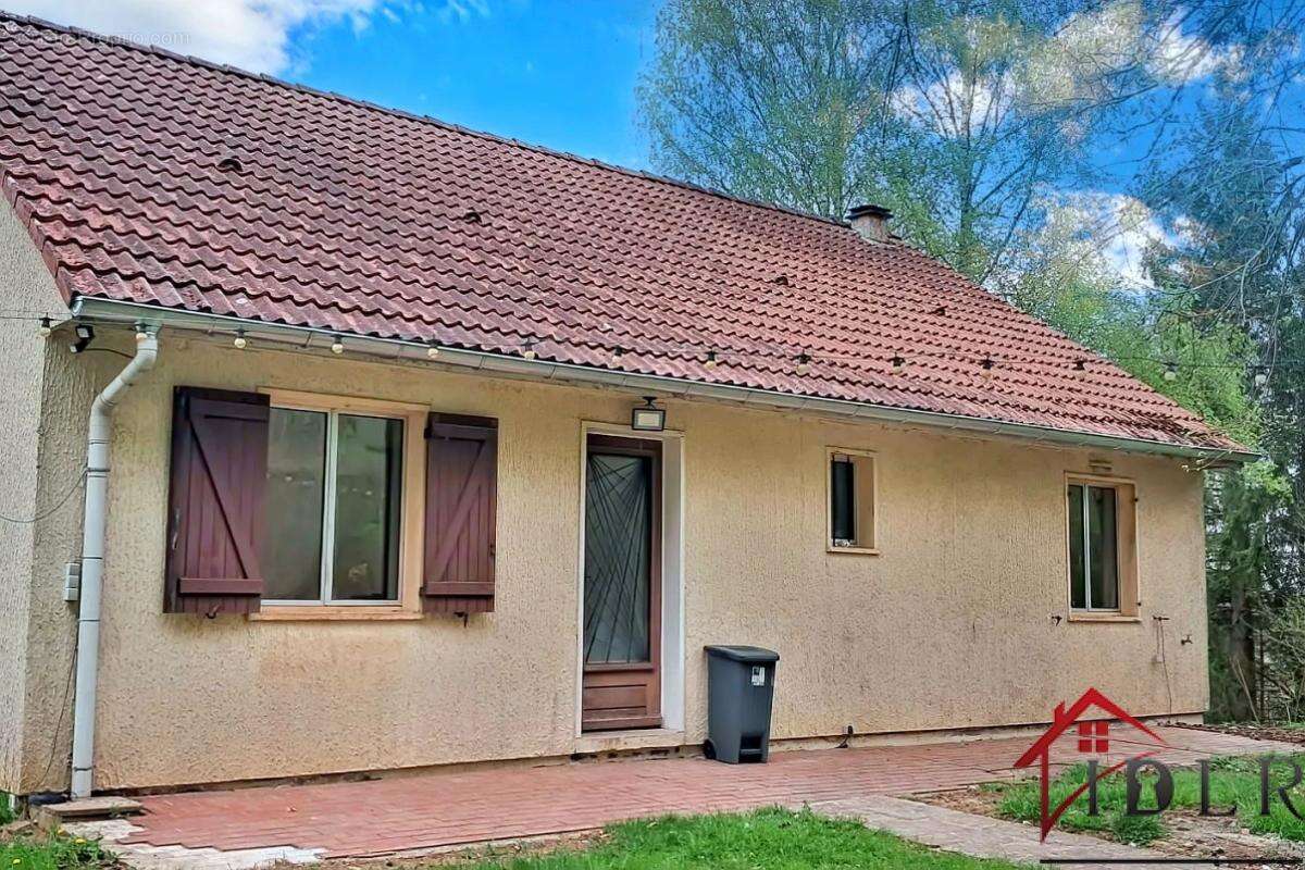 Maison à FONTAINE-LES-LUXEUIL