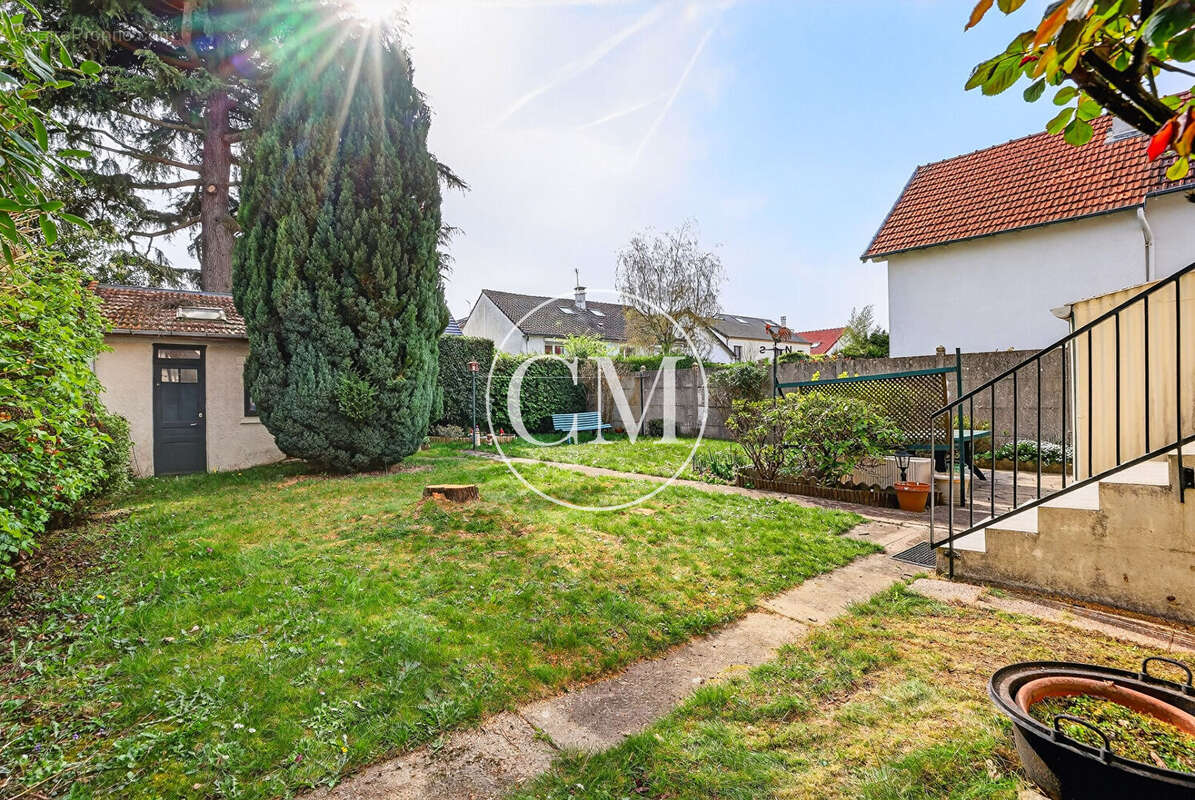 Maison à BOIS-D'ARCY