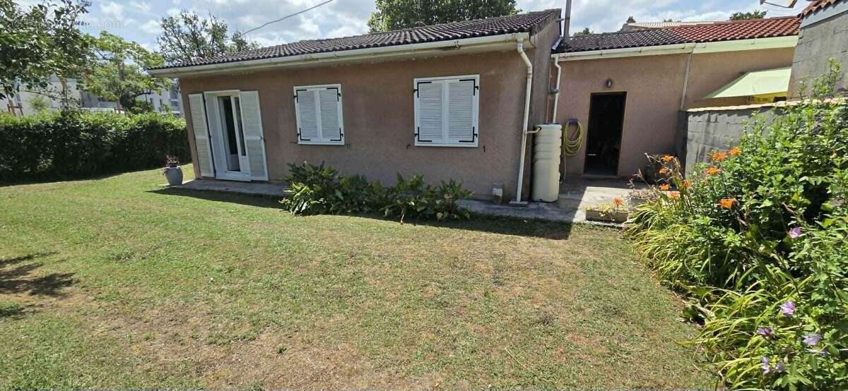 Maison 3 pièces 78 m² à vendre à Bassens (33530) - photo 12