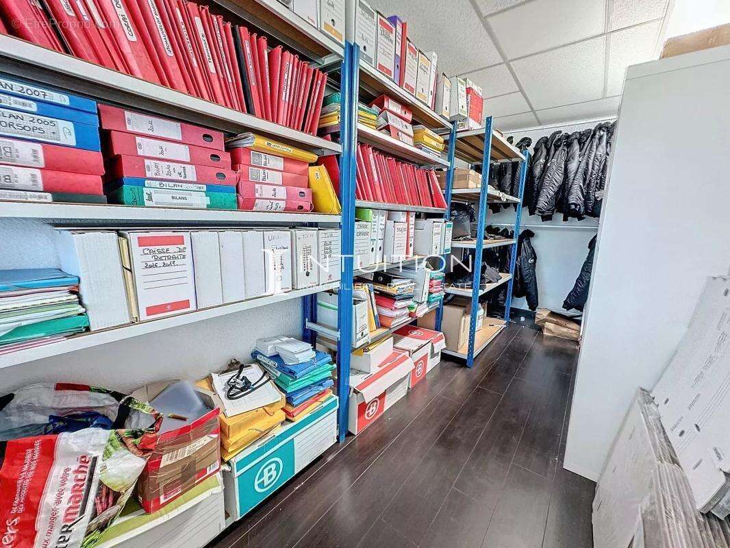 Cannes ZI Les Tourrades : Local à vendre - photo 5
