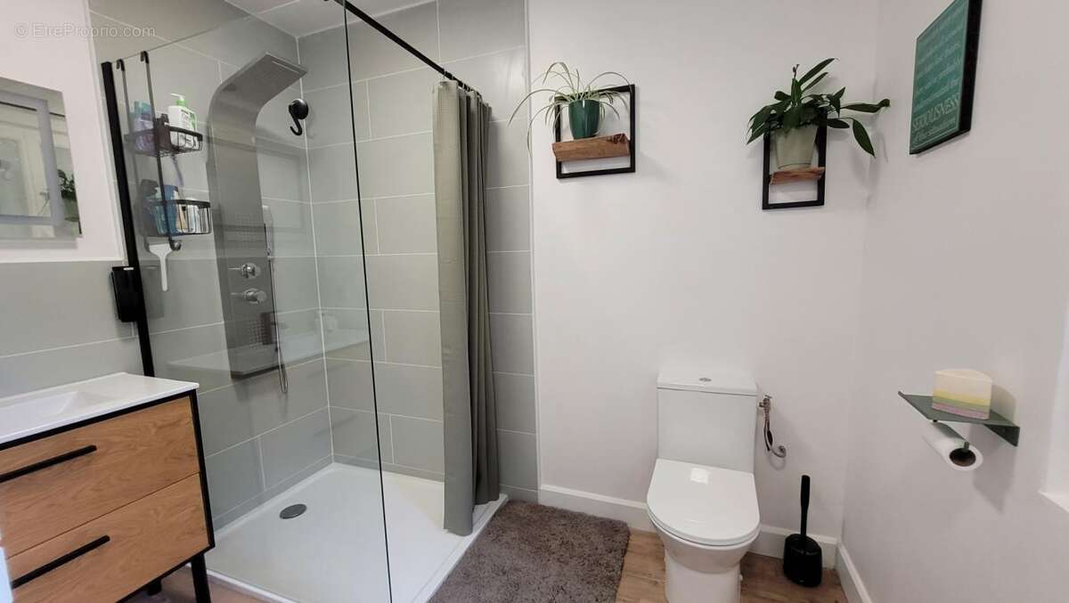 Maison à SAINT-MARTIN-DES-PRES