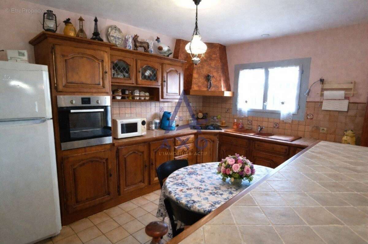 Maison à SAINT-CIERS-D'ABZAC