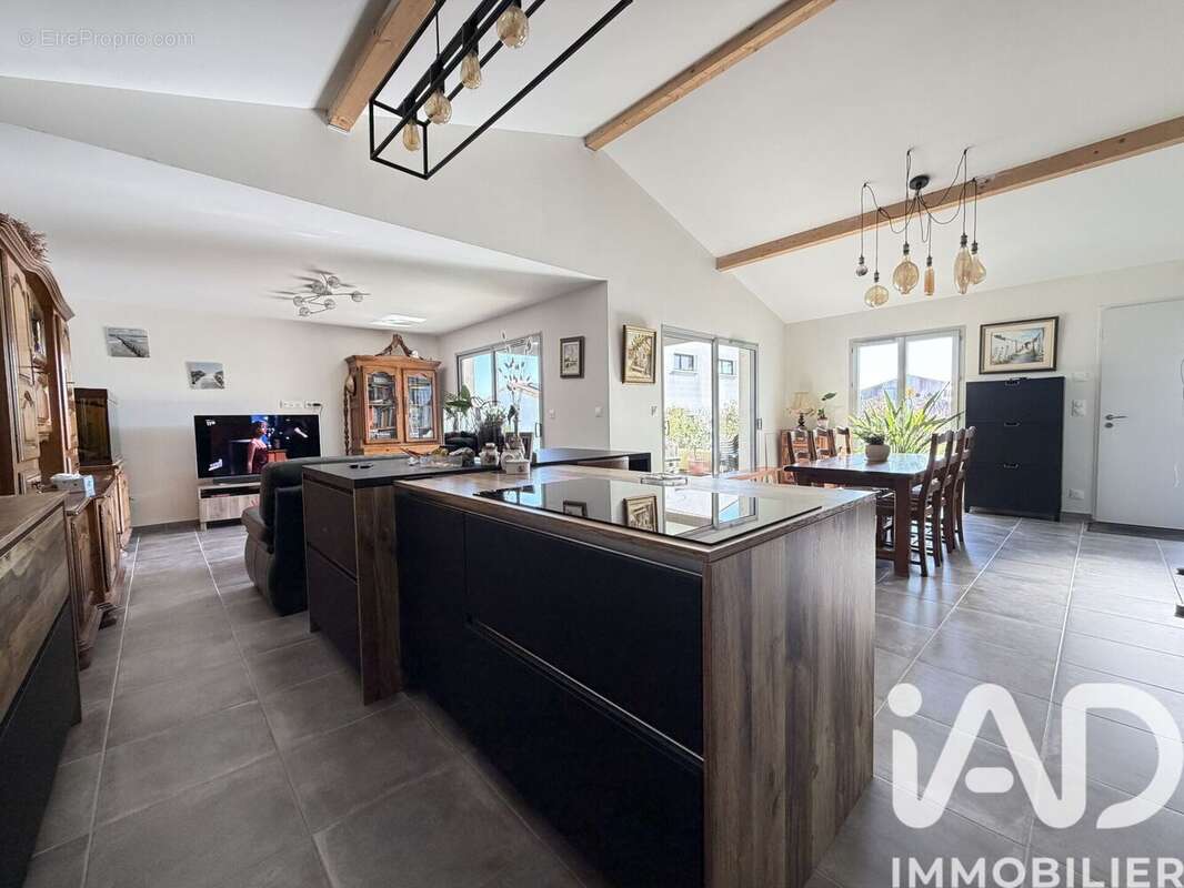 Photo 9 - Maison à MORNAC-SUR-SEUDRE